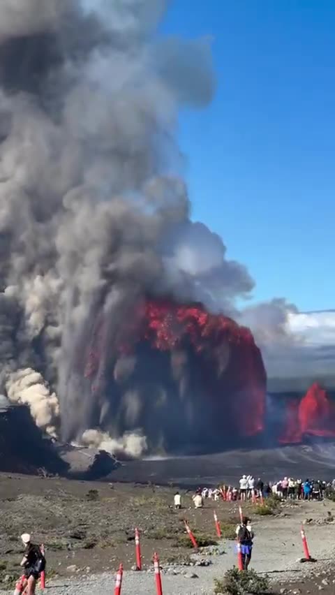 ▶️ Hawaii’s Kilauea volcano erupts violently, shooting lava 1,000 feet into the air ~ PressTV