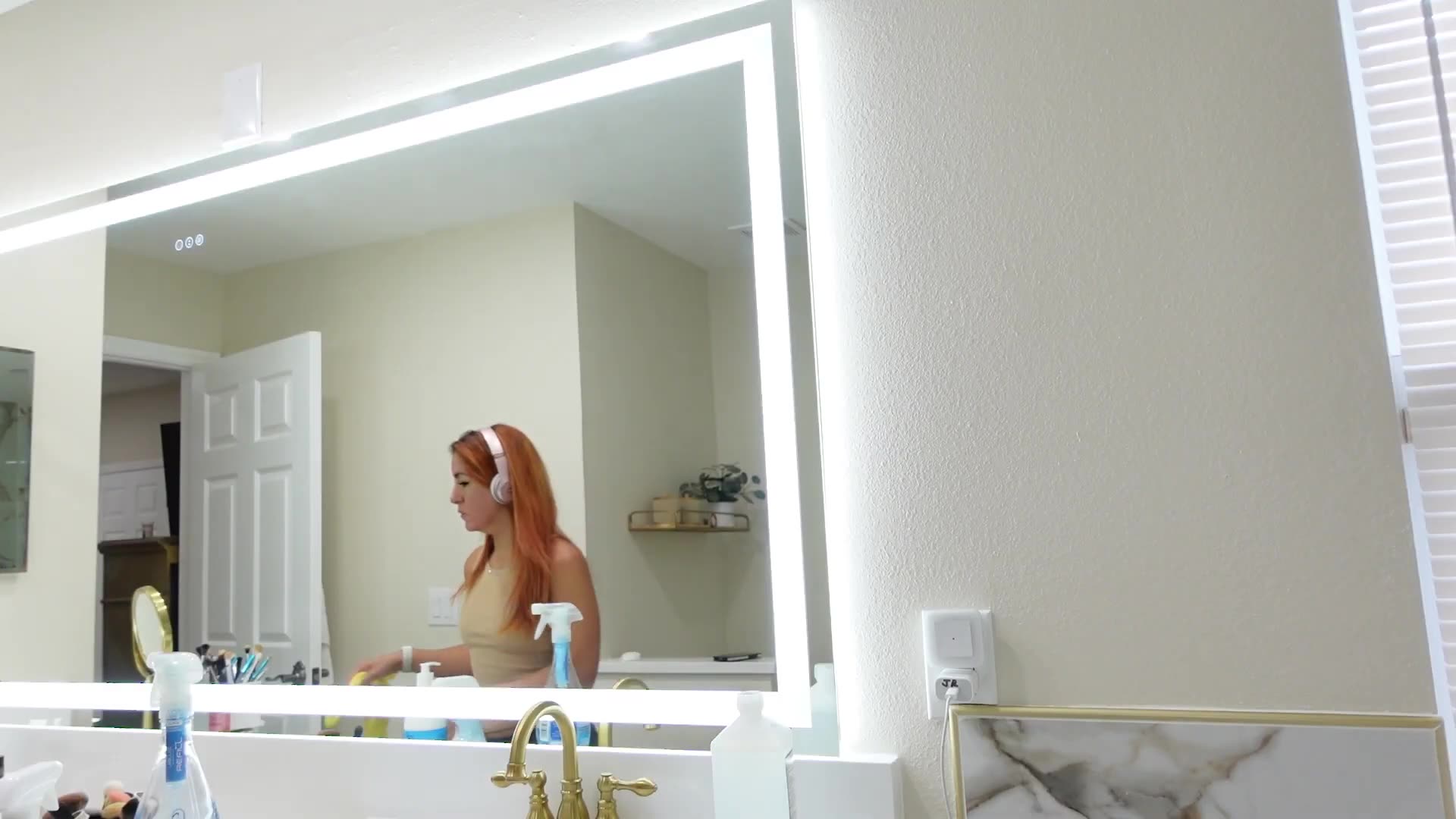 CLEAN WITH ME ｜ AM MORNING ROUTINE ｜ At Home Workout ｜ Limpia y Entrena Conmigo