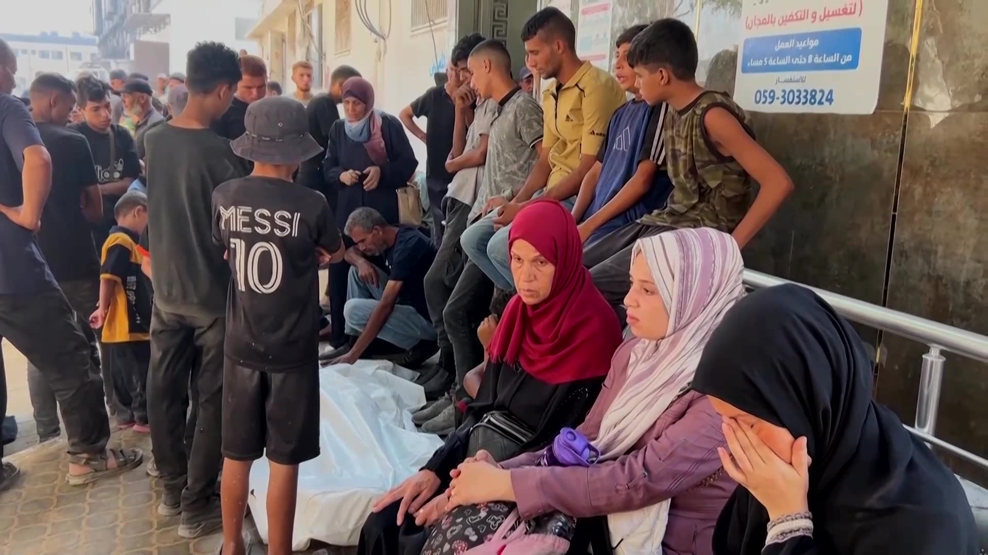 Palestinians mourn those killed as Israeli forces pound Gaza City