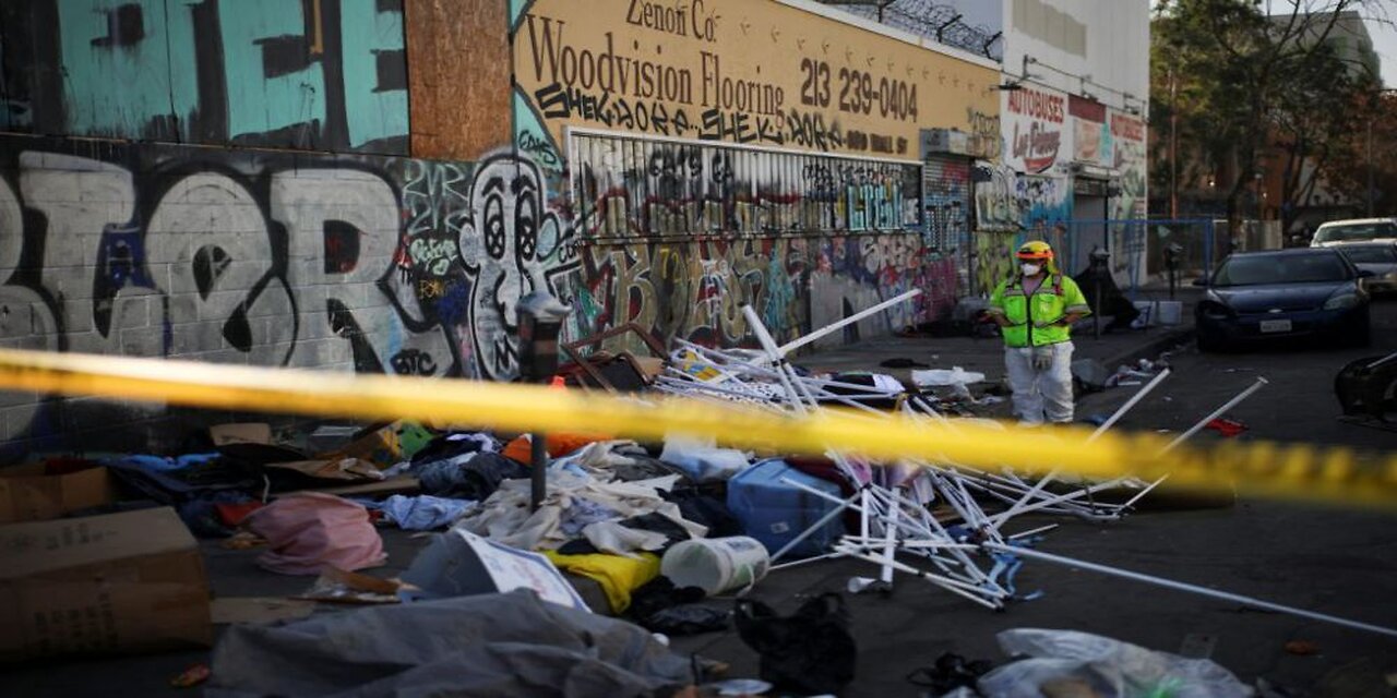 Trump Signs EO to Clear Encampments and Move Homeless Into Treatment Centers
