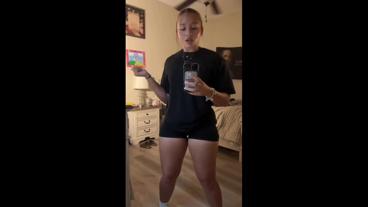 ๐ธ Sexy Mirror Selfie ๐ฏ๐ฅ