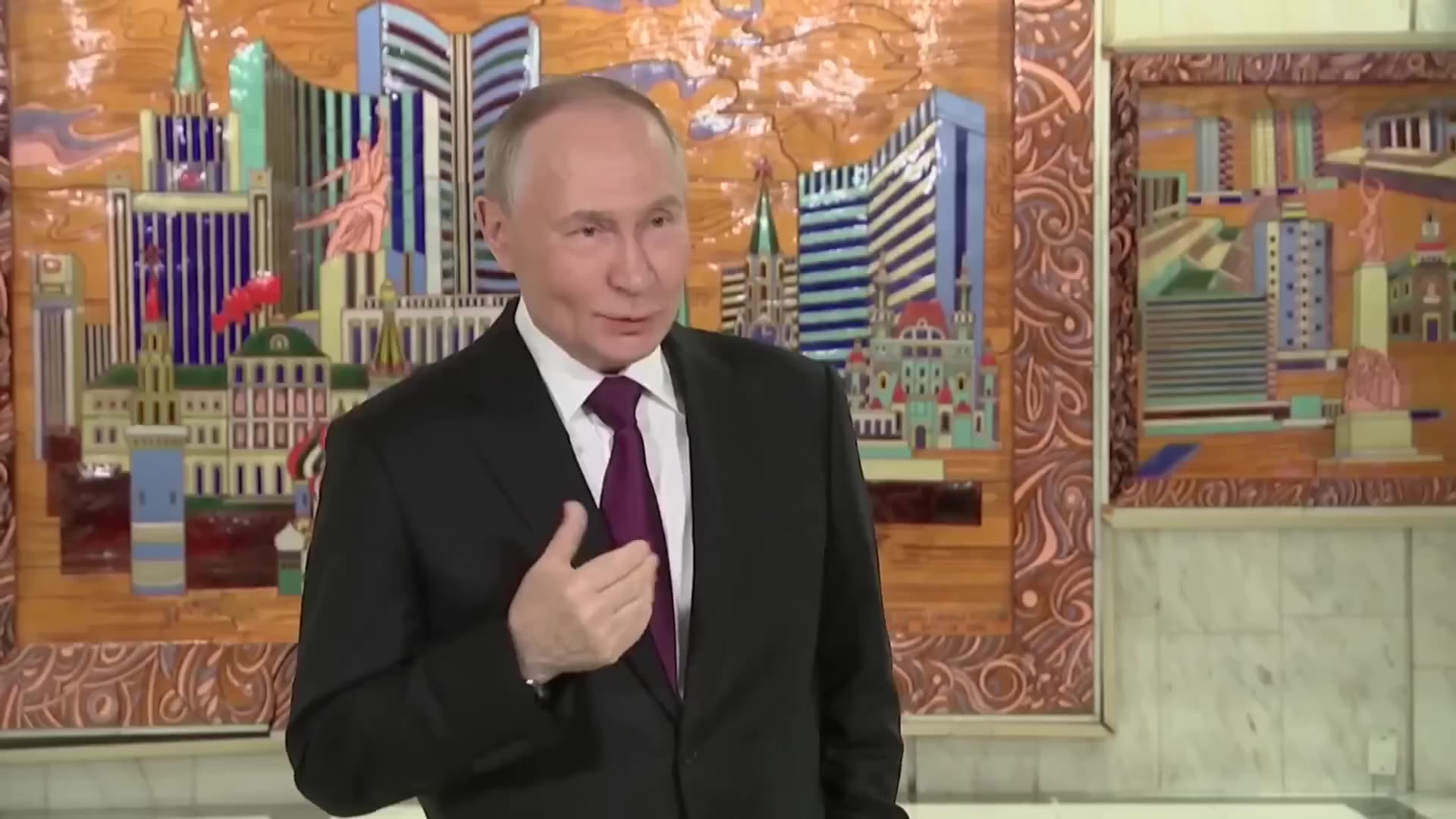 Putin says ready to fight Europe before meeting Trump envoy