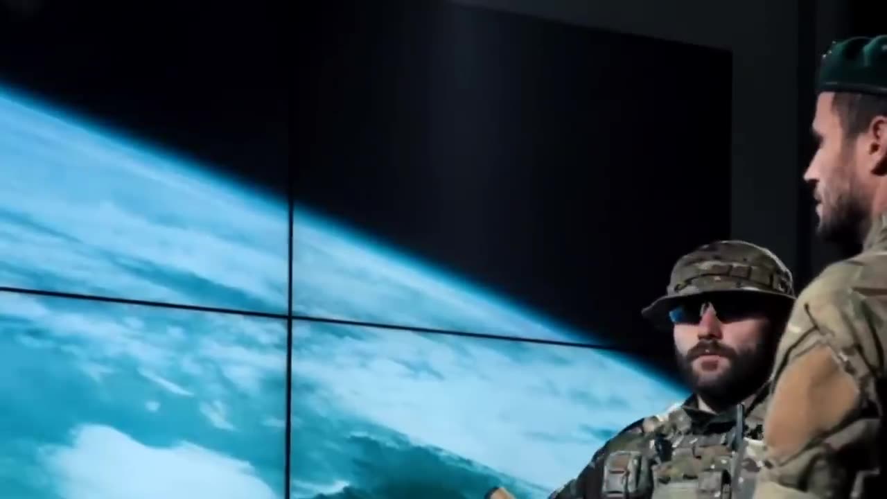 Solar Disaster | Professor Warns Earth CHAOS Coming in November