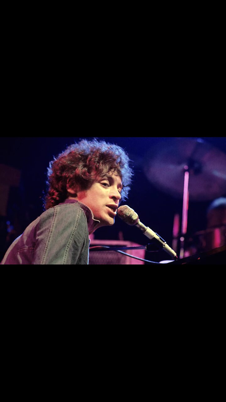 All By Myself ~ Eric Carmen ( Live )
