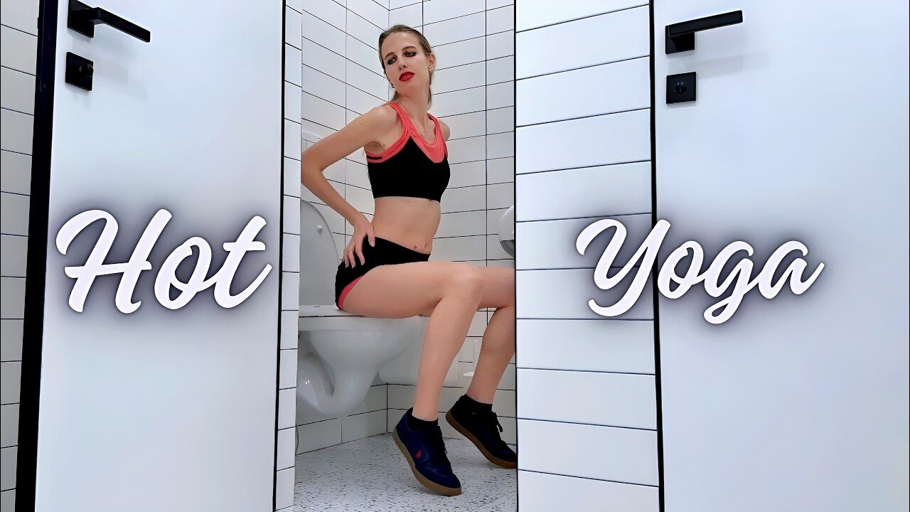 🔥 Sensual Yoga Stretch: Hip Circles & Flexibility with Alice 💃 | 4K Yoga Girl Stretching