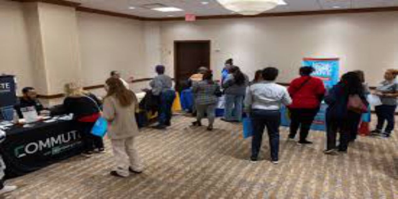 US Court Wont Lift Judges Block on Mass Layoffs