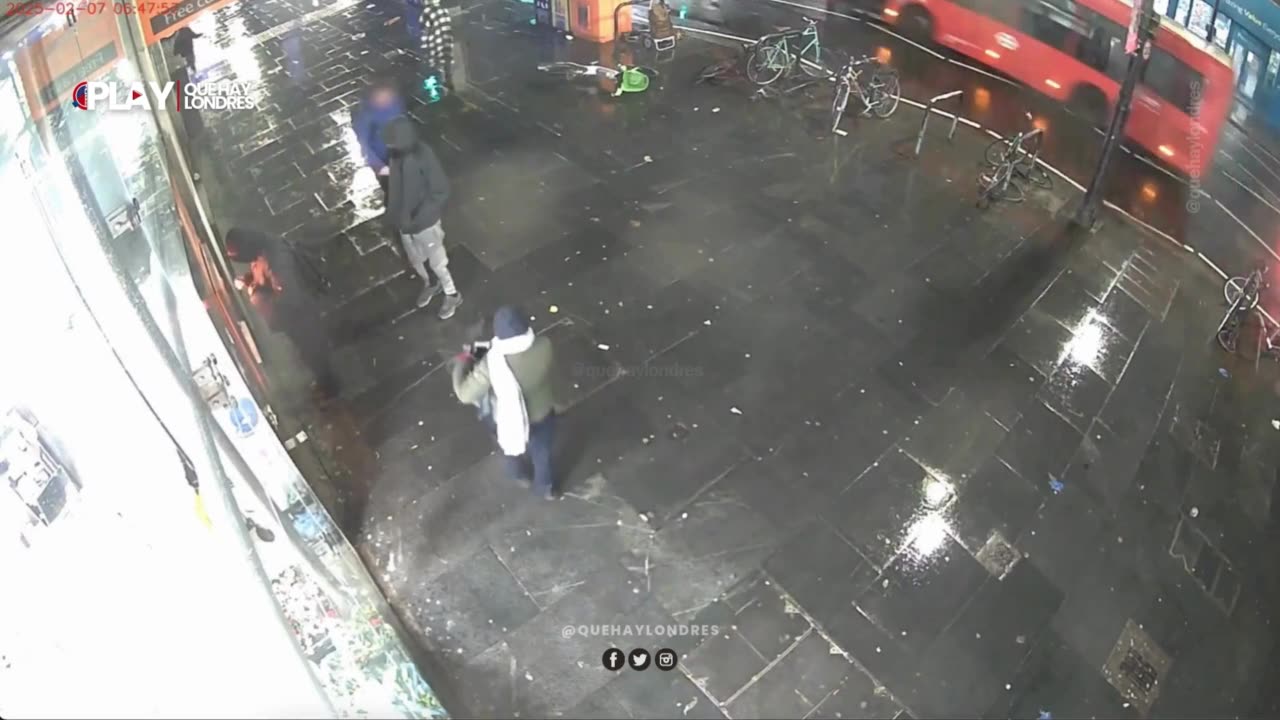 Dos policías fuera de servicio frustran robo en cajero