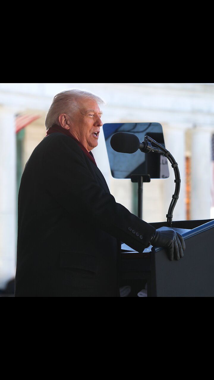 Trump: Vi a Rusia celebrando el Día de la Victoria y pensé que también debemos tenerlo