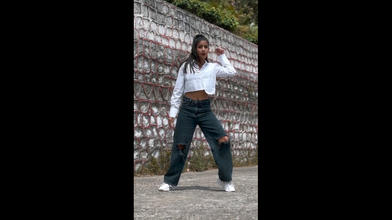 girl dance π