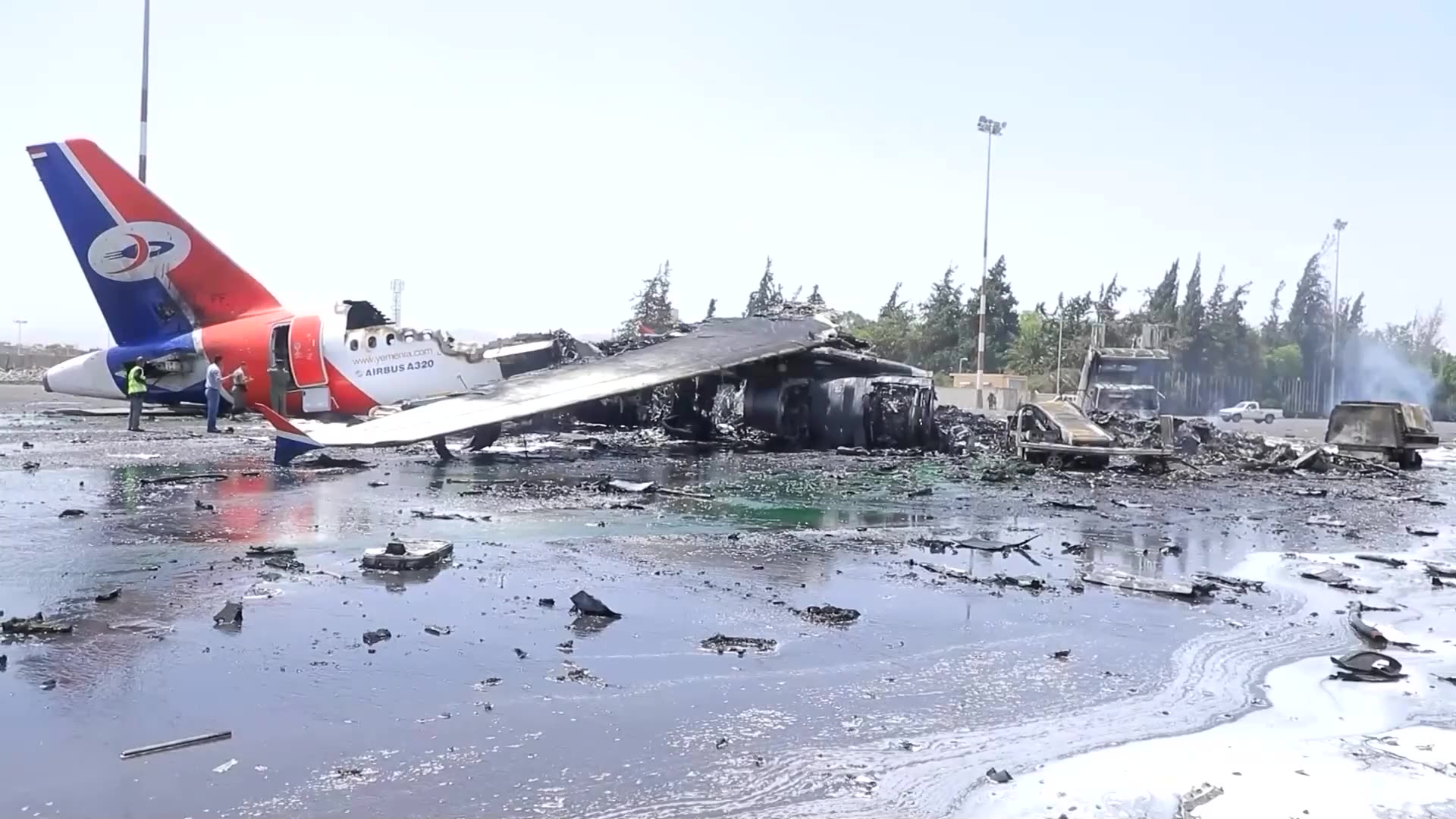Israeli strikes on Yemens Sanaa airport destroy Yemenia Airways plane