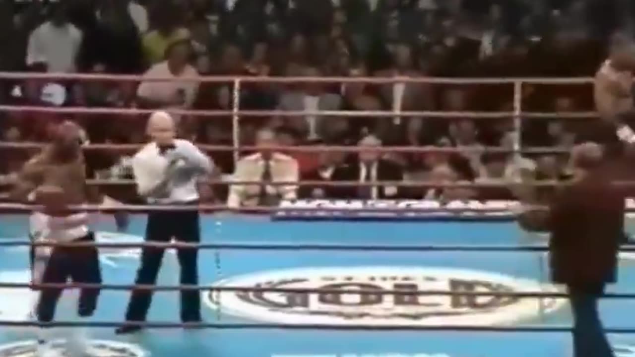 Mike Tyson biting Evander Holyfields ear in 1997