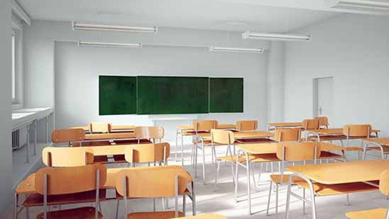 Charlotte Teacher Says Only Four Students Showed Up For Homeroom During ICE Operations