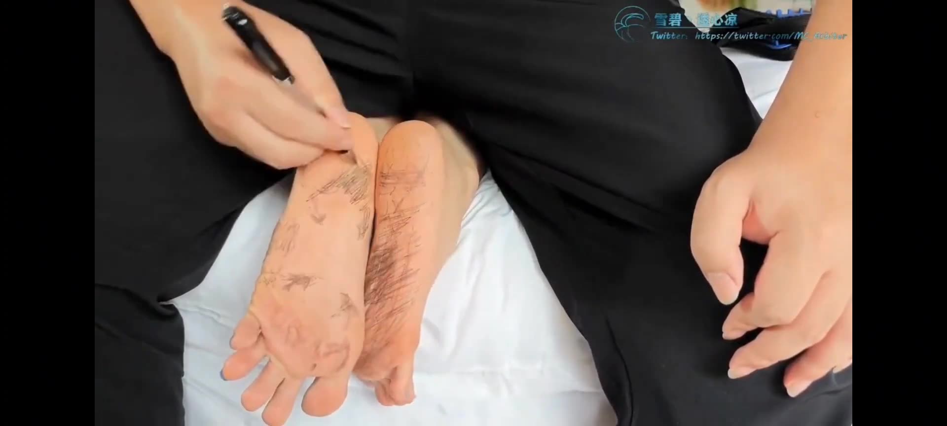 Ticking feet with a pen & then washing the ink off
