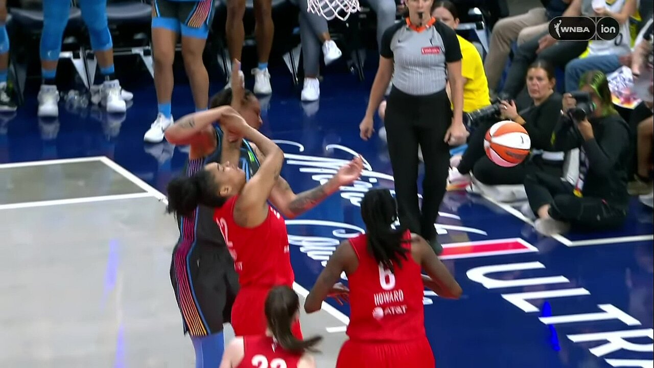 🫢 Damiris Dantas ELBOWED in HEAD by Brittney Griner | Indiana Fever WNBA womens basketball