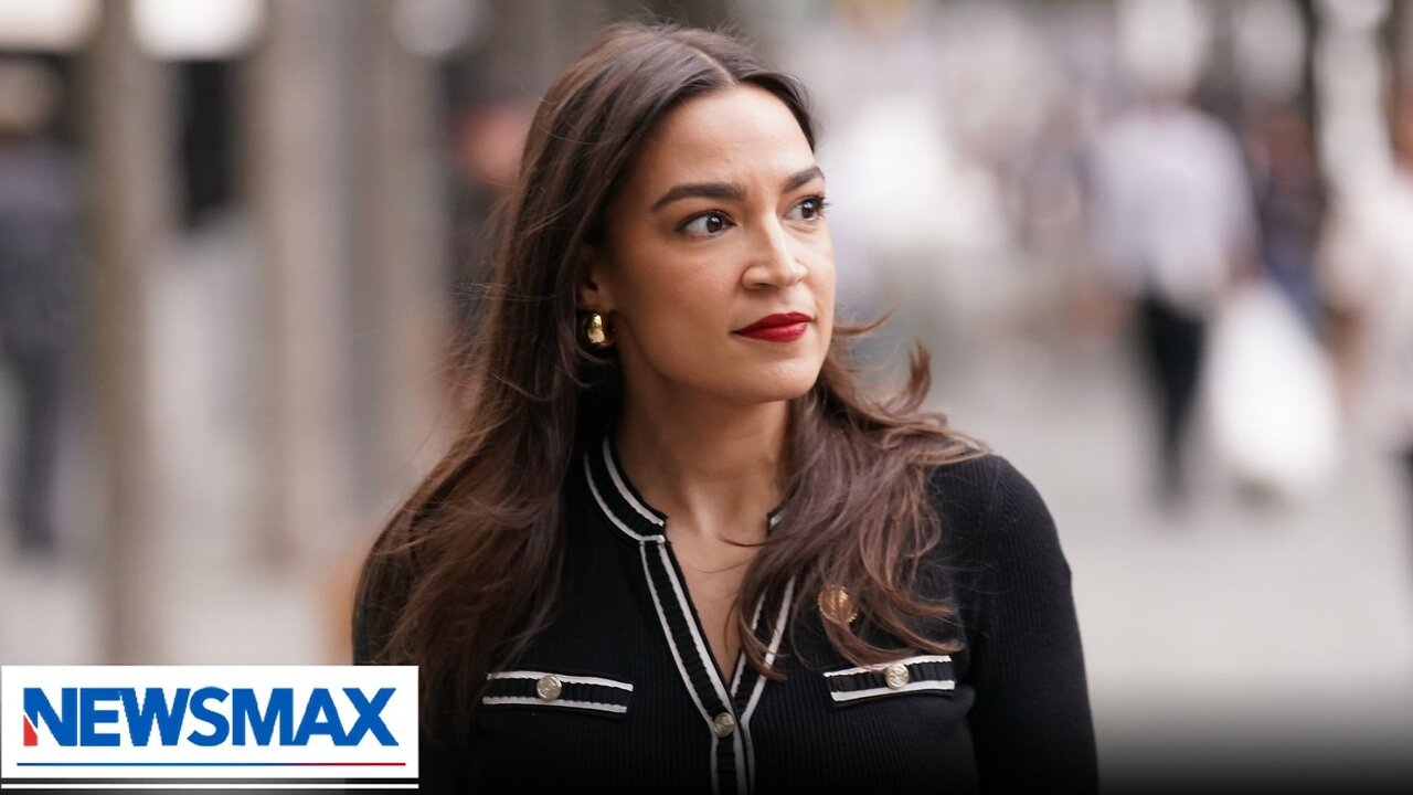AOC is quietly building a national campaign | The Right Squad