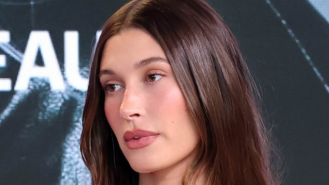 Hailey Bieber Shares Emotional Post Amid Justins Erratic Behavior and Marital Speculation