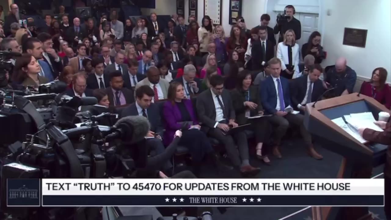 The Democrat Epstein misdirection play
