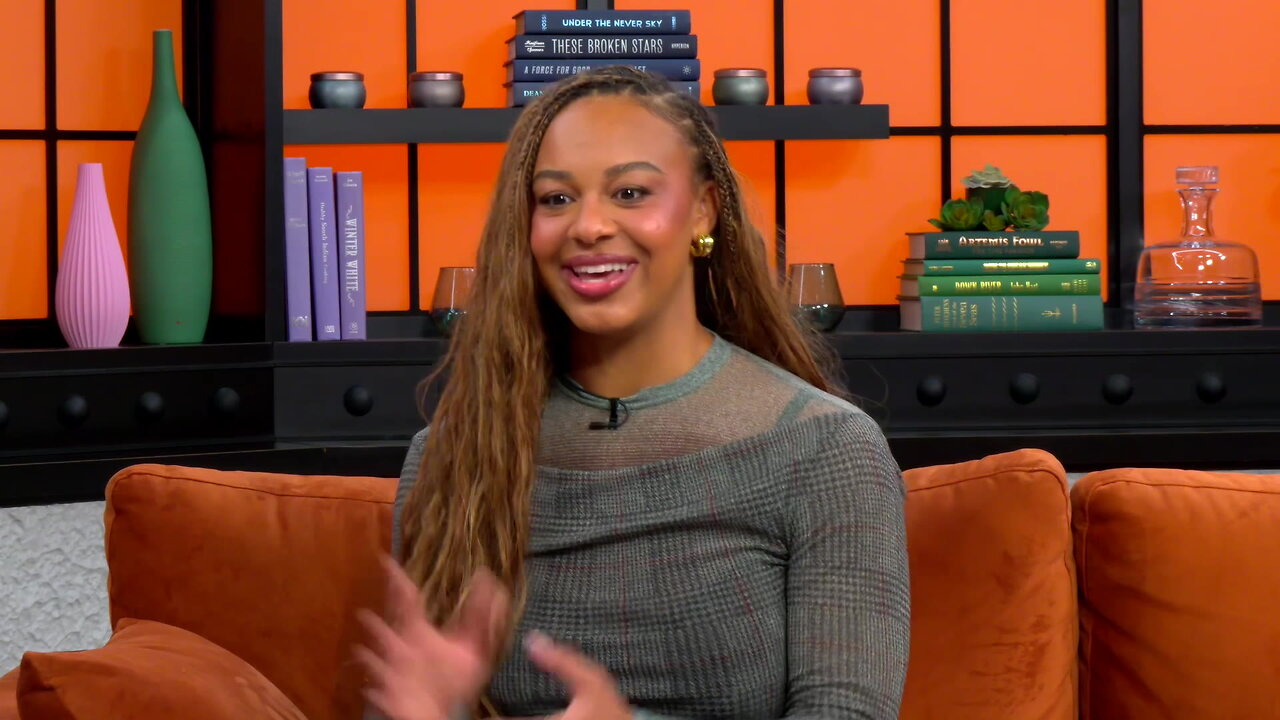 Dance Moms Alum Nia Sioux Is Happy She Waited to Write Her Memoir About Her Time On The Show