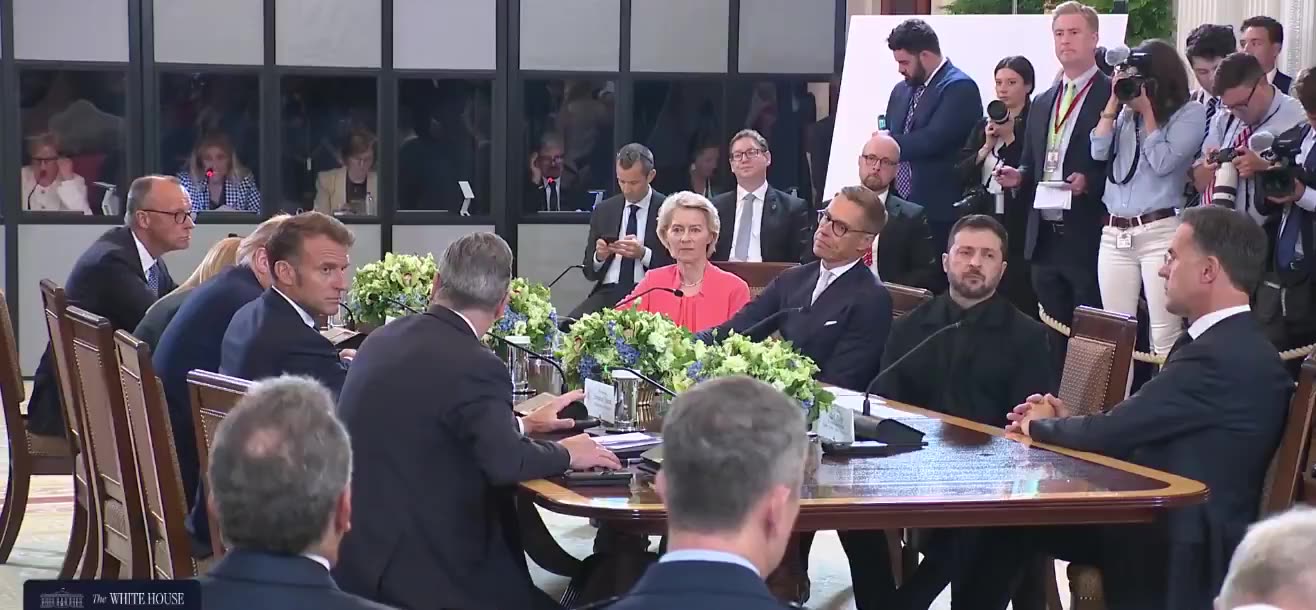 🚨🌎 British Prime Minister Keir Starmer gets his two minutes to speak absolute...