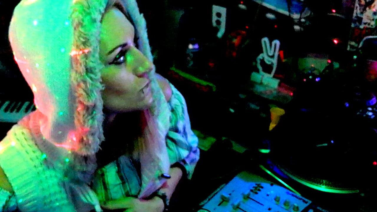SARAHLYNN DJ-Beatz In Da BASSment 9/13/25