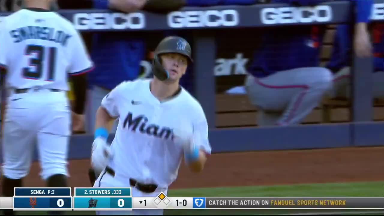 MLB - Light tower power from Kyle Stowers โก๏ธ