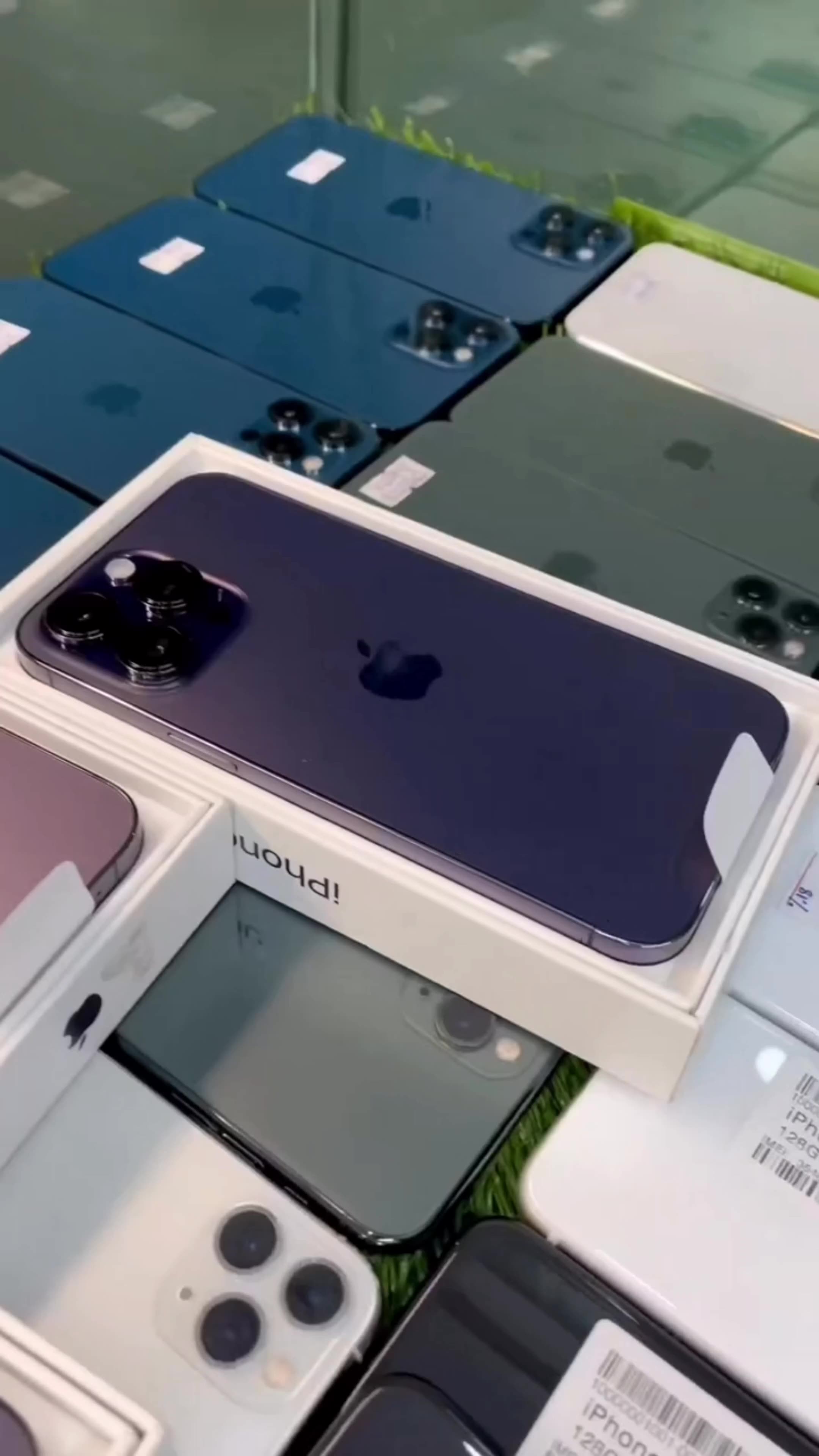 Apple x SpaceX | iPhone 18 Pro with Starlink Satellite Connection 🌌
