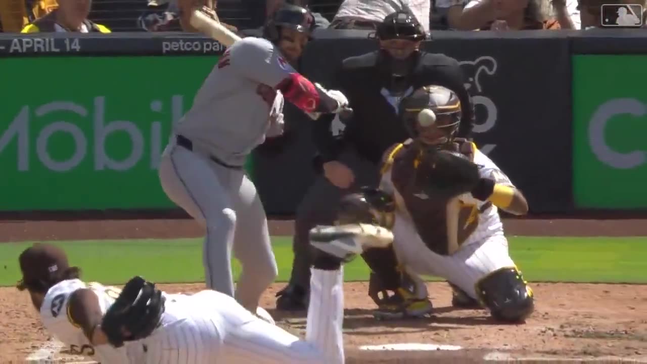 MLB - 7 Ks from Dylan Cease ๐ค