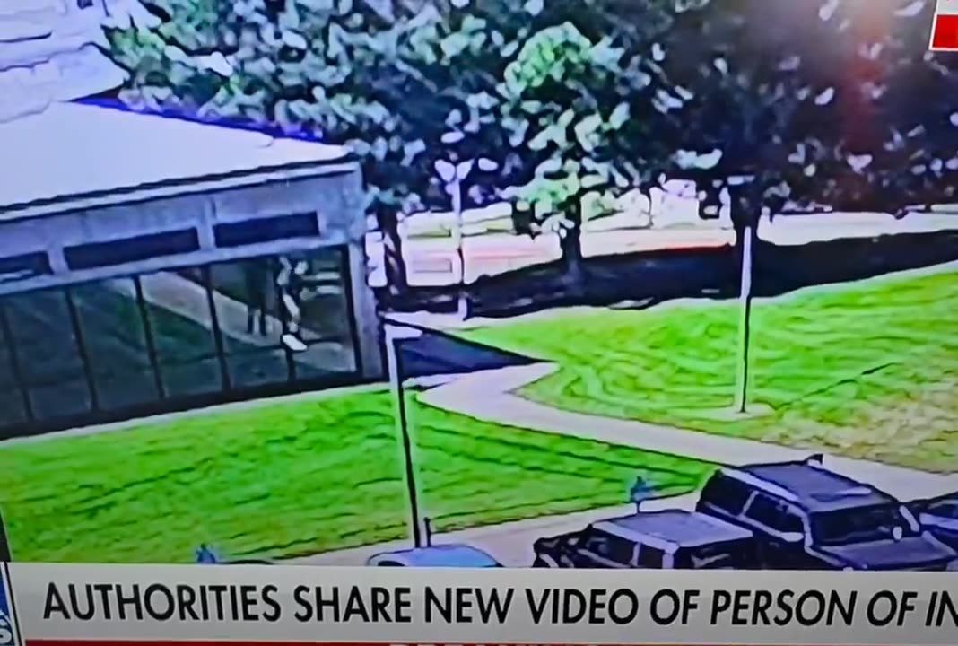 The Charlie Kirk sniper did not have a mauser rifle when he jumped the building