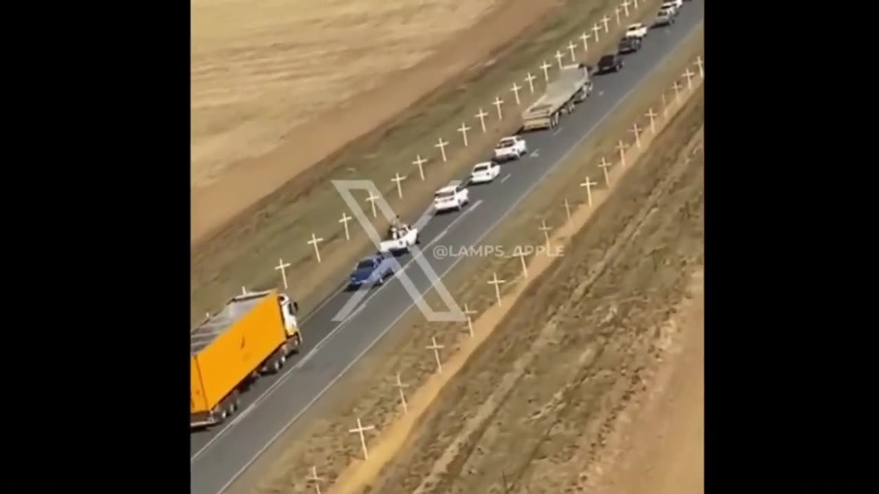 Diệt chủng người da trắng và tịch thu đất đai nhắm vào những người nông dân Afrikaner ở Nam Phi.
