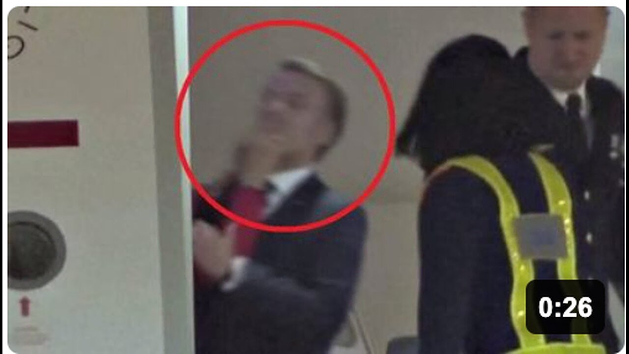 Macrons Wife Smacks Him In The Face In Front Of Press