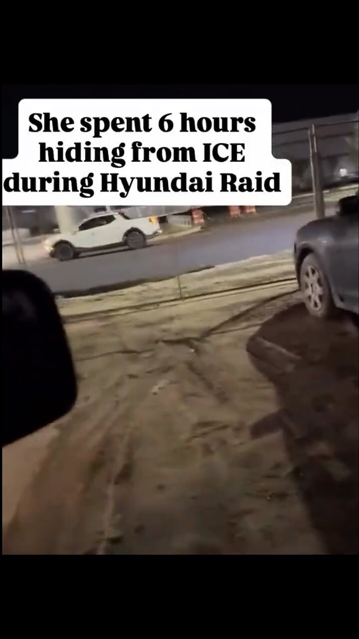 ILLEGAL WORKER ESCAPE🚓👲🏭👩🏭📸FROM ICE RAID AT HYUNDAI BATTERY PLANT👮♂️🚗🔋🏭💫