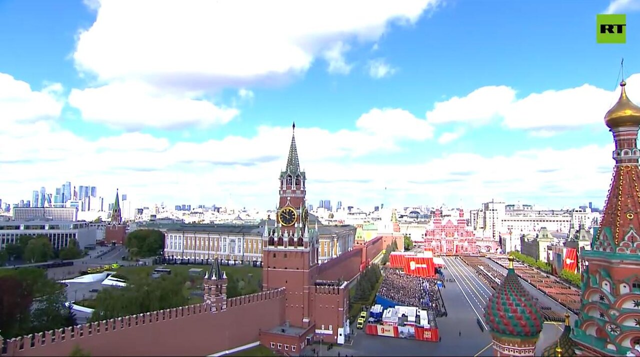 Putin, Xi, Fico, Maduro & many other World Leaders participate in WWII Victory Day Parade