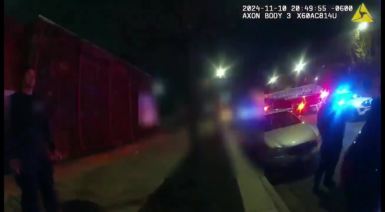 Democrat brags about being an elected official and mocks an officer for his small p*nis
