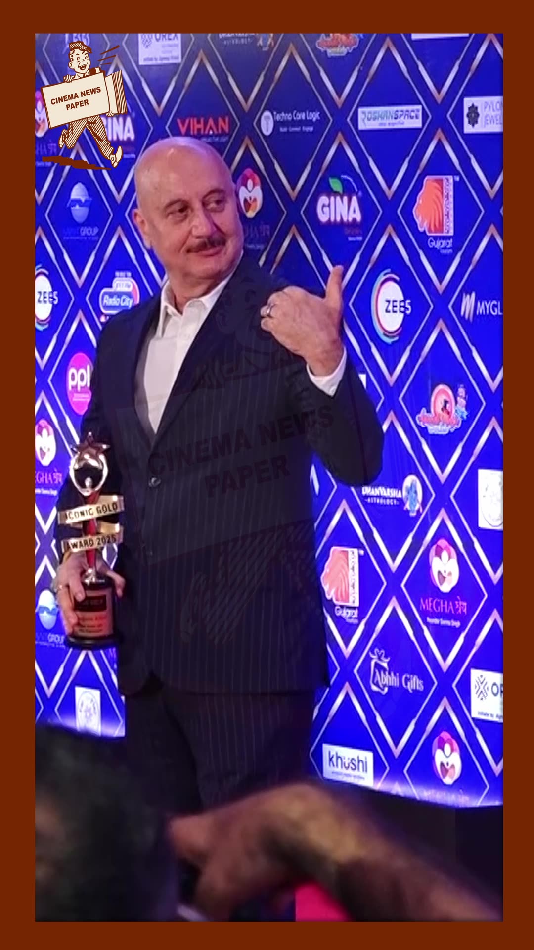 ANUPAM KHAIR THE RED CARPET OF 6TH EDITION OF ICONIC GOLD AWARDS | CINEMA NEWS PAPER |