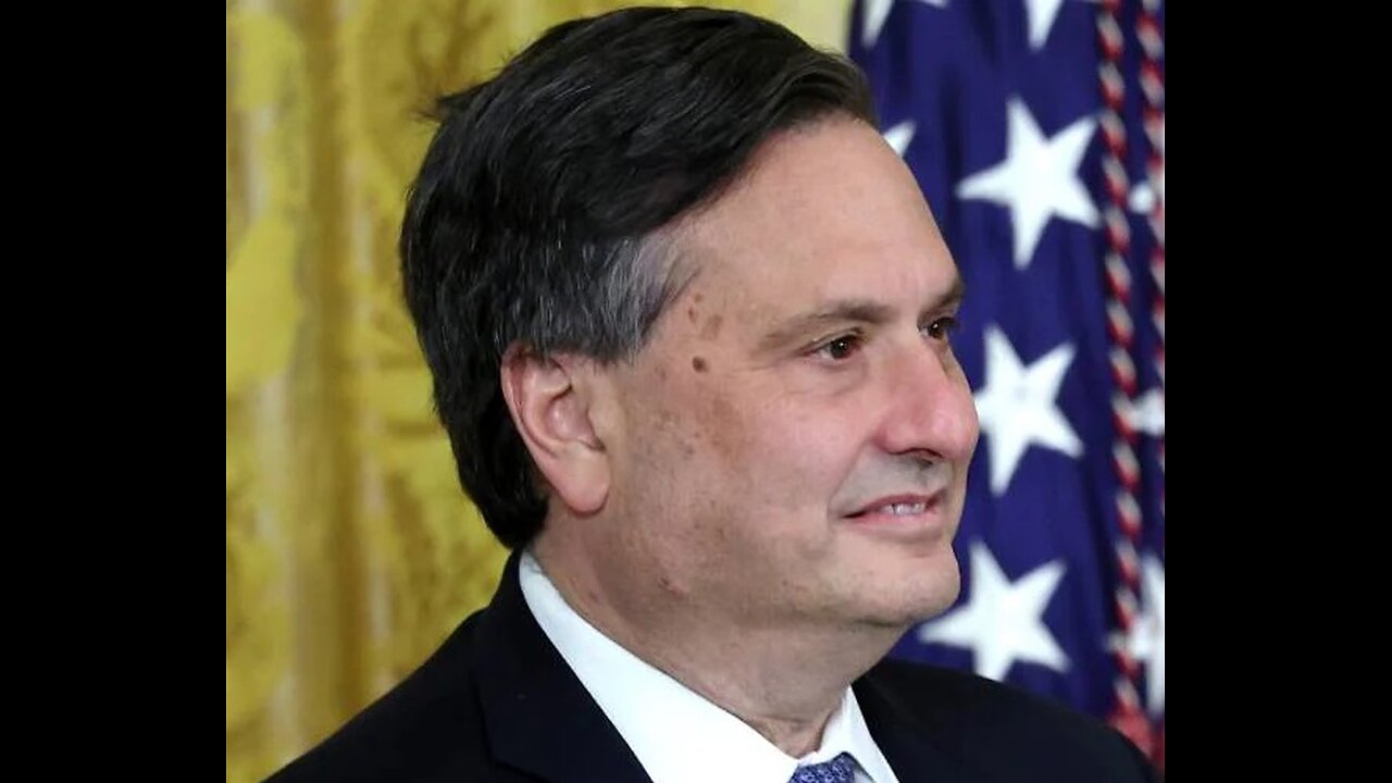 Biden Adviser Ron Klain Aides Worried About Presidents Ability to Run