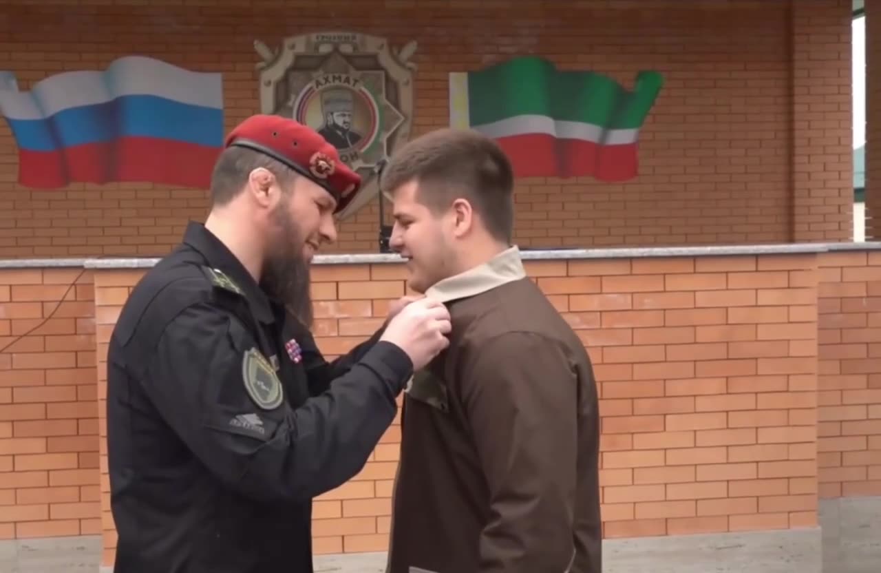 π€‘π
New medal for Adam Kadyrovβ¦