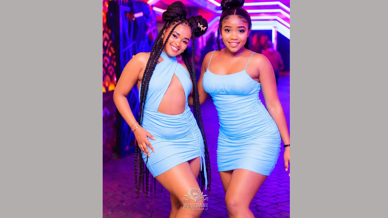 TWEKING NIGHTLIFE PARTY- African Women Dancing In Club
