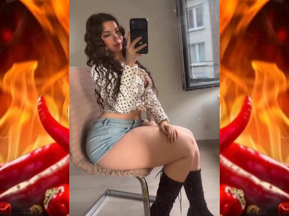 📸 Pretty Mirror Selfie 💯🔥