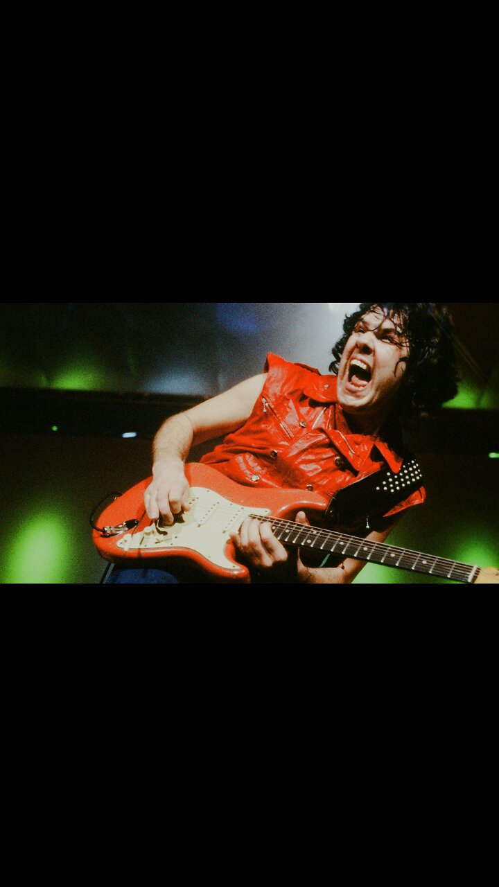 Walking By Myself ~ Gary Moore ( Thin Lizzy ) Guitar Solo *****