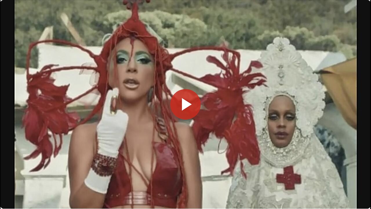 LADY GAGAS GUICCI SATANlC TRANSFORMATION RlTUAL