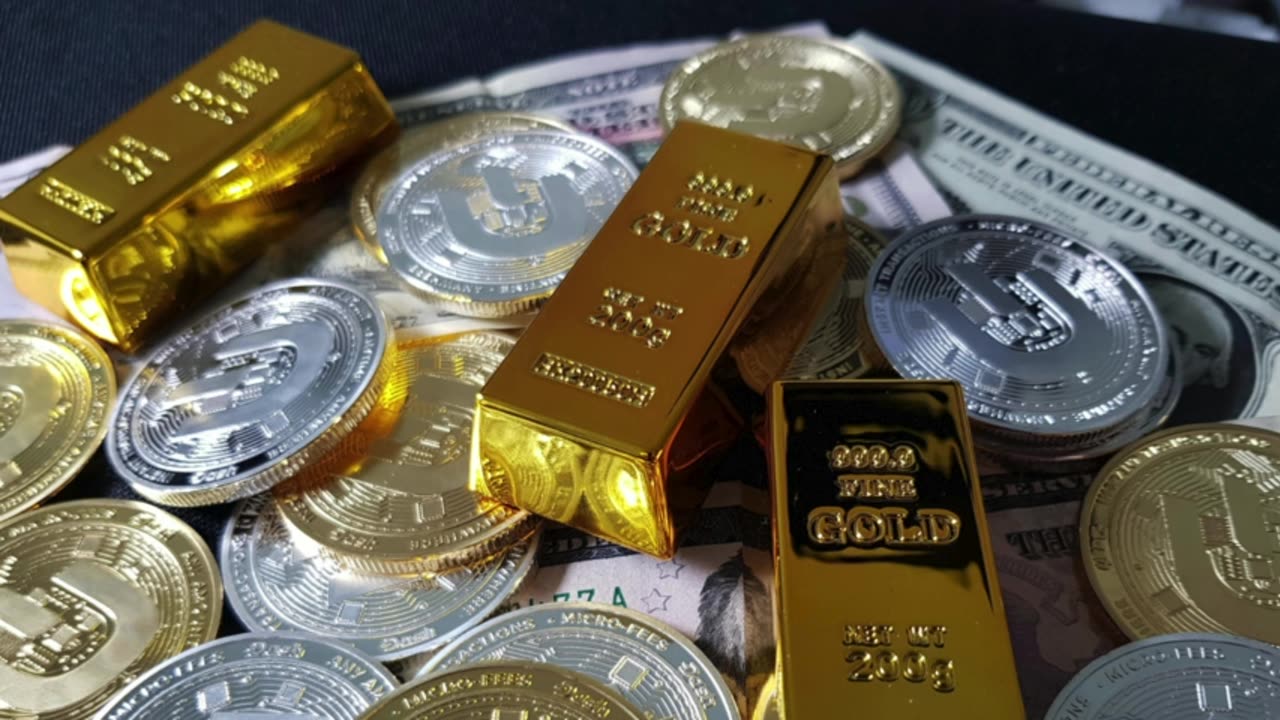 💸 Peter Schiff Shared a Horrible WARNING You Cant Ignore 🚨