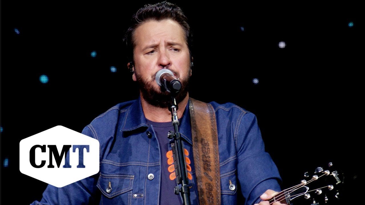 Luke Bryan Honors Cody Johnson with “Til You Cant”