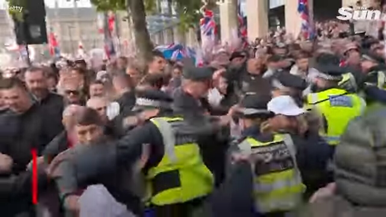 Protesters assault cops with missiles during Tommy Robinsons Unite the Kingdom march in London