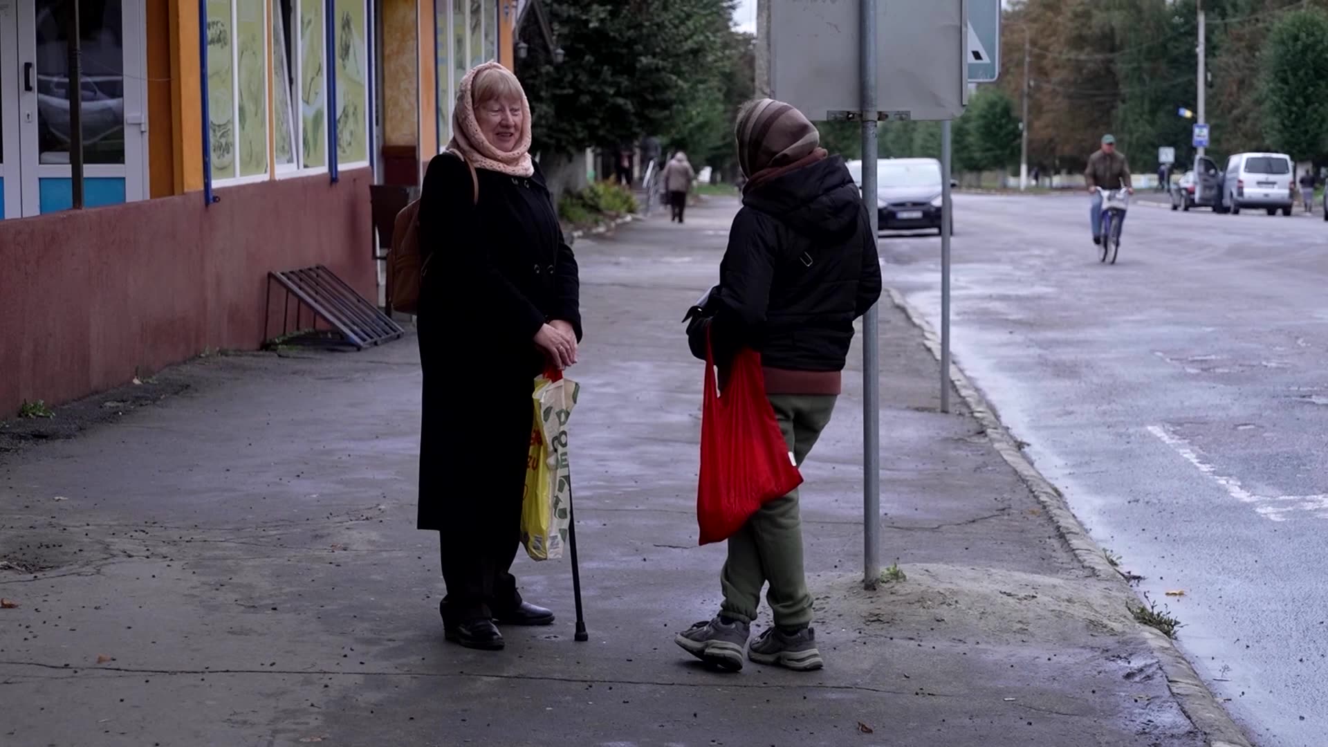 Ukraine birth rates plunge as soldiers die and families put futures on hold