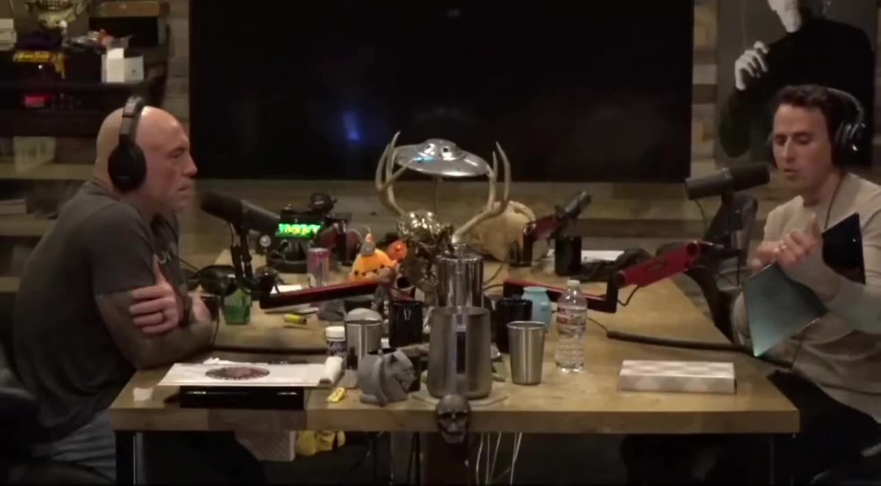 Professional mentalist Oz Pearlman accurately guessed Joe Rogan’s ATM Pin Code