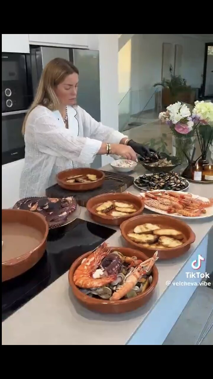 COOKING HOMEMADE🦞🐙🏡👩🍳📸SEAFOOD BBQ STYLE🦐🏡🍽️🍹💫