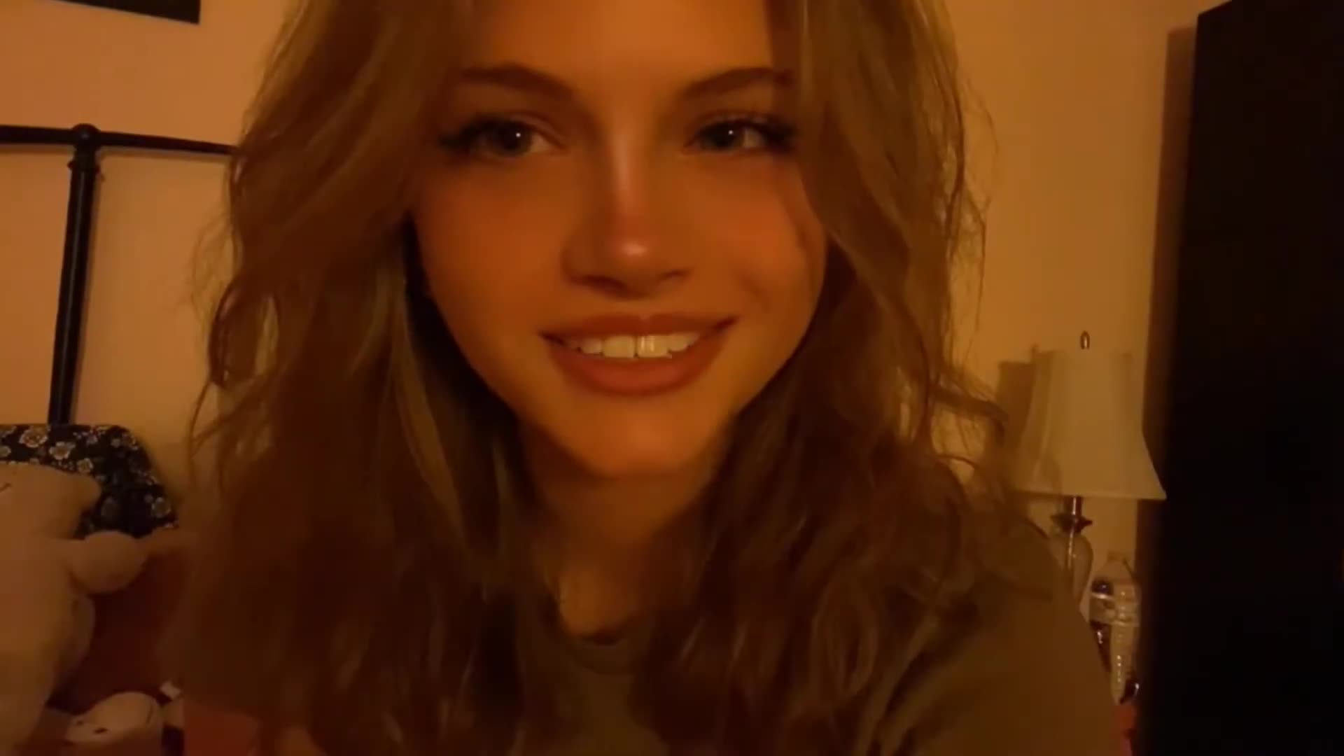 Raw Beautiful Girls Singing Perfection