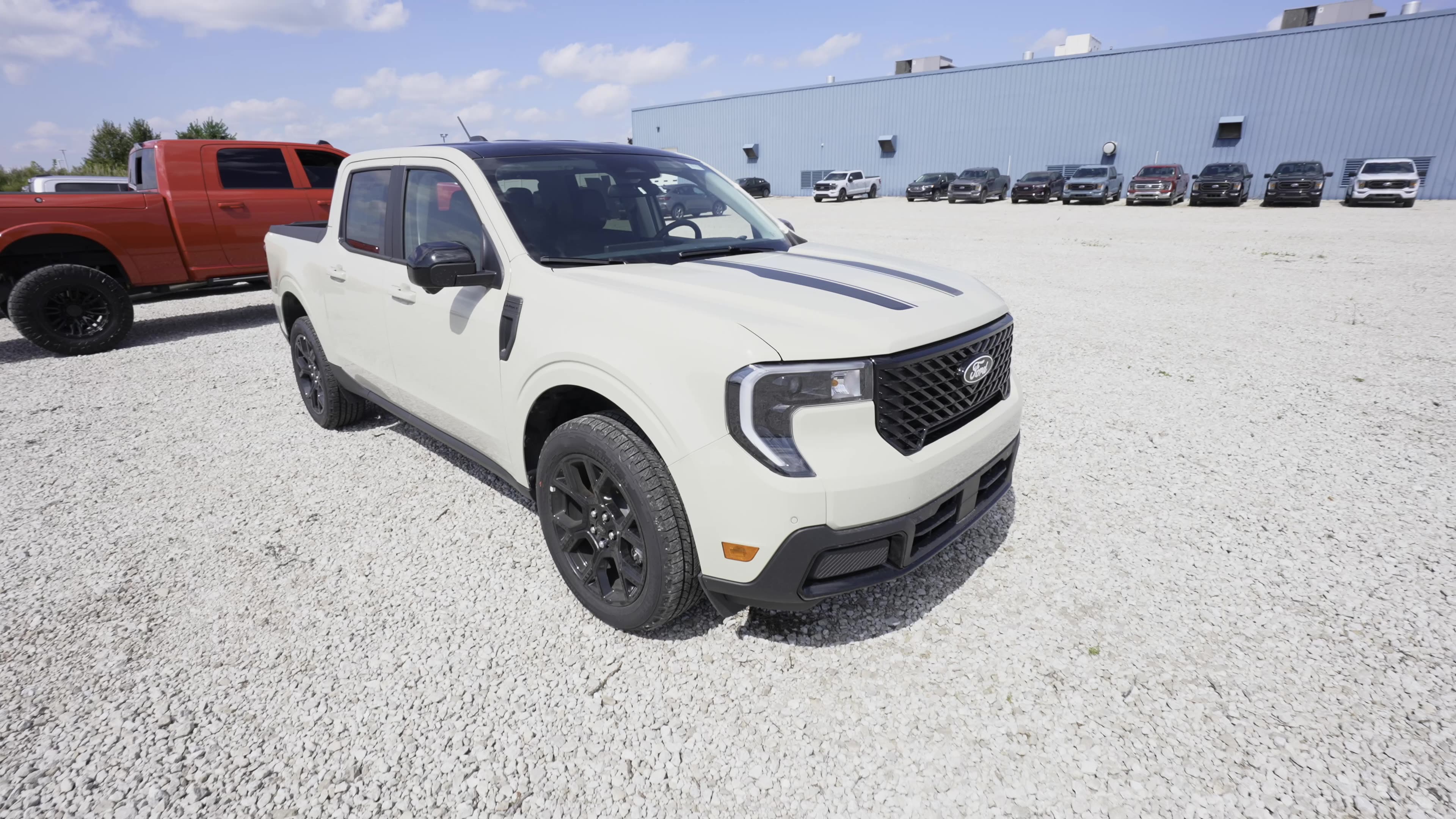2025 Ford Maverick Lariat Black Appearence Package AWD