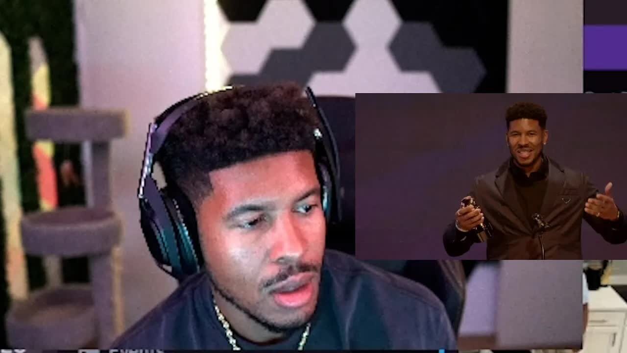 LTG Cries Because Someone Laughed At His Wrinkled Prada Suit From Big Lots [LowTierBalrog Reupload]