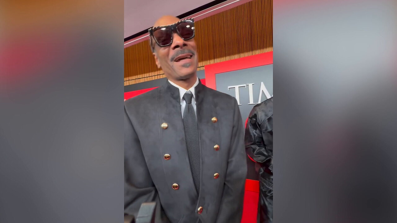 Snoop Dogg shares what hes really like as a dad — and grandpa